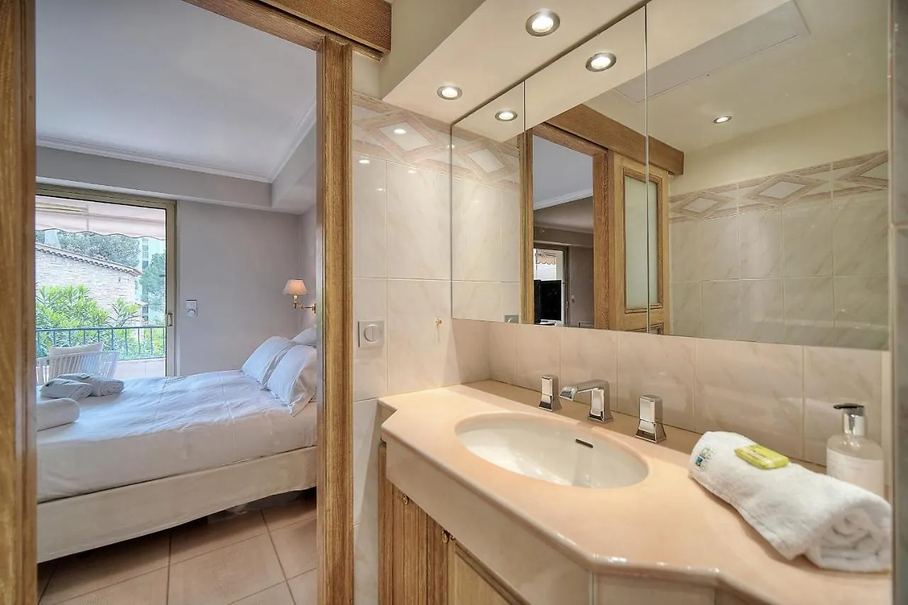 Immogroom - 2 Bedroom - Air Conditioning - Wifi - Terrace - Common Parking Cannes 0*,