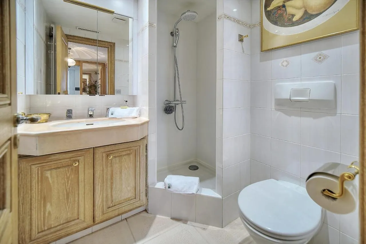 Immogroom - 2 Bedroom - Air Conditioning - Wifi - Terrace - Common Parking Cannes