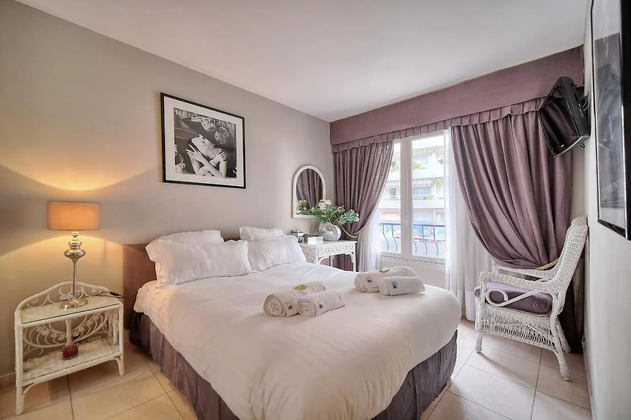 Apartment Immogroom - 2 Bedroom - Air Conditioning - Wifi - Terrace - Common Parking Cannes