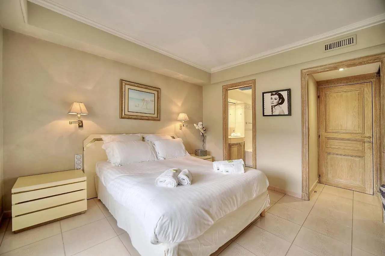 Immogroom - 2 Bedroom - Air Conditioning - Wifi - Terrace - Common Parking Cannes 0*,
